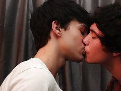 gay twink kiss teen